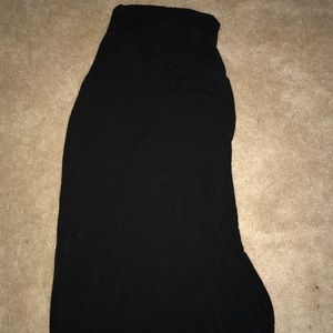 black maxi skirt